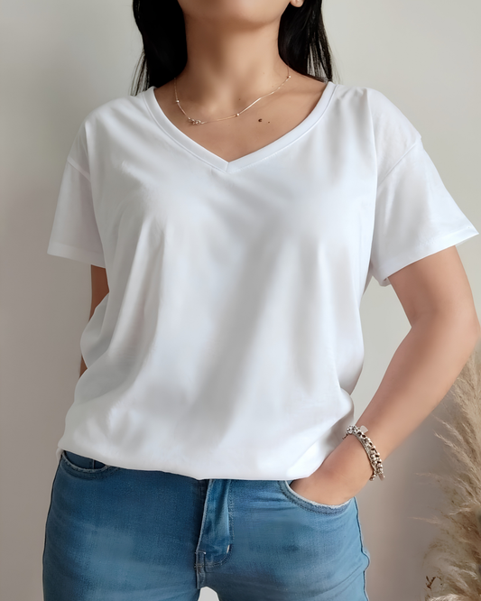 Remera Entallada Cuello en V